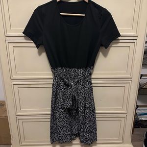 Black and white flower T-Shirt dress
